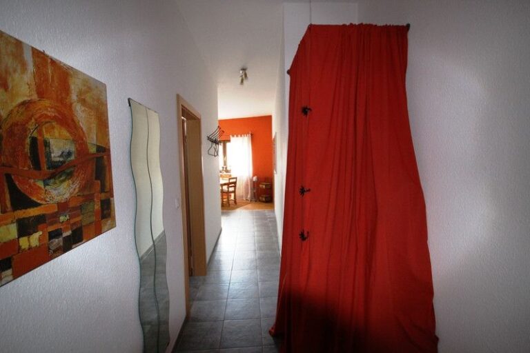 Moderne möblierte Wohnung zum Wohlfühlen